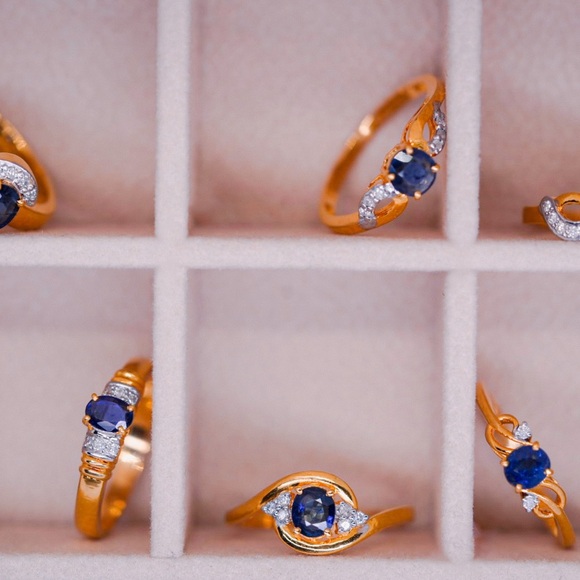 New Unheated Natural Burmese Sapphire in Genuine 18K Gold Ring - Picture 7 of 8